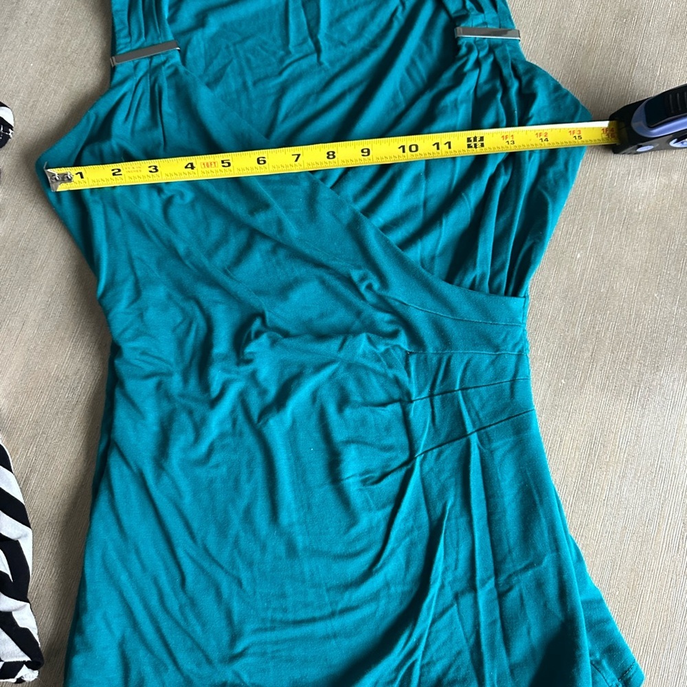 White House Black Market Black & White Diagonal and teal Stripe Tank set - Picture 8 of 11